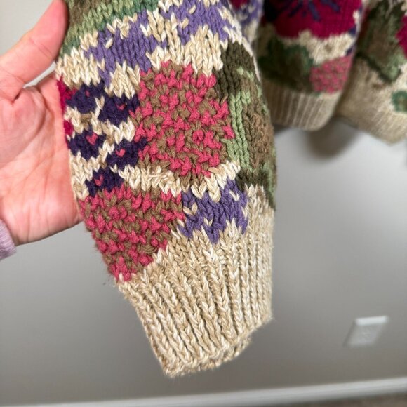 VTG Talbots Hand Knit Floral Sweater Size Medium Chunky Knit Grandma Granny - Picture 6 of 9